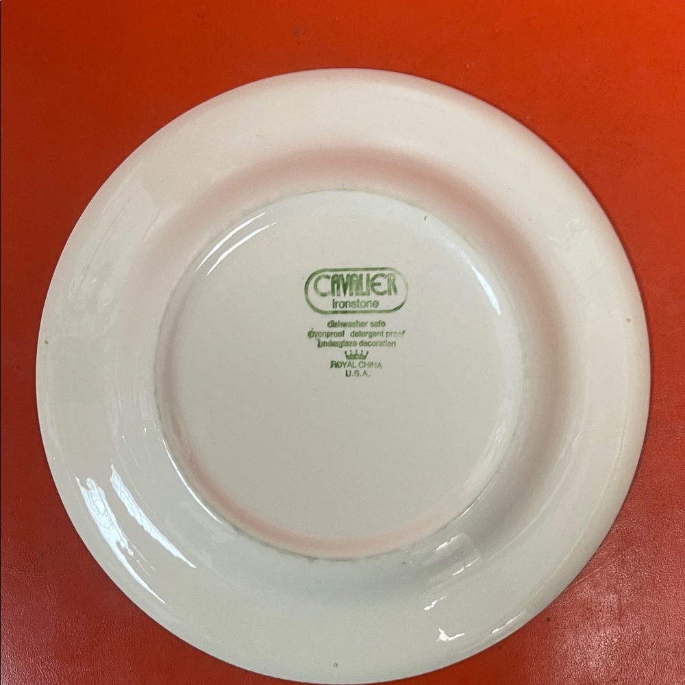 Classic Blue and White Scenic Dinner Plate - Picture 2 of 6